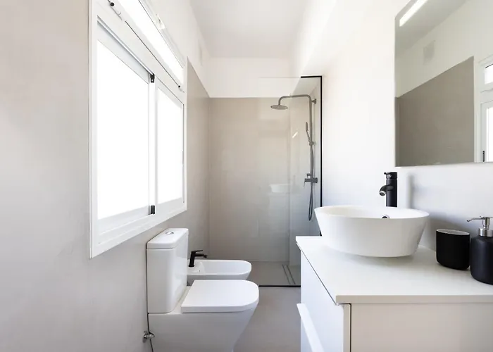 Home2book Stylish & Bright Apt, Cruz Center *