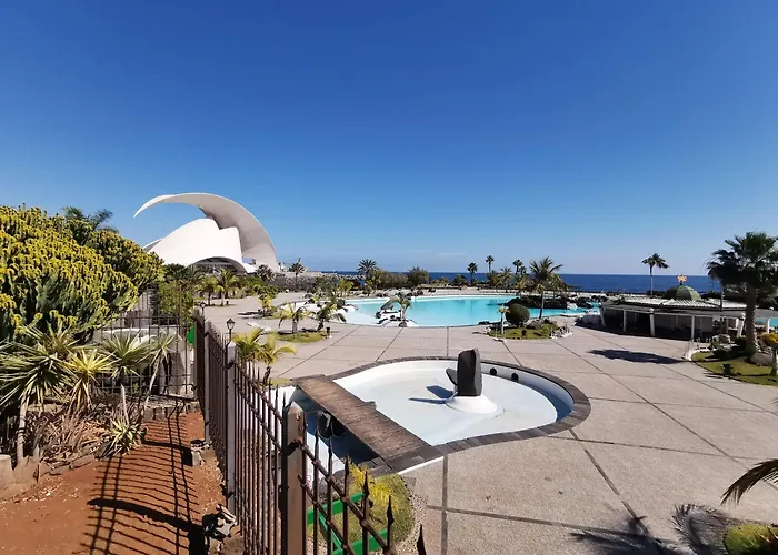 Apartament Home2book Stylish & Bright Apt, Cruz Center